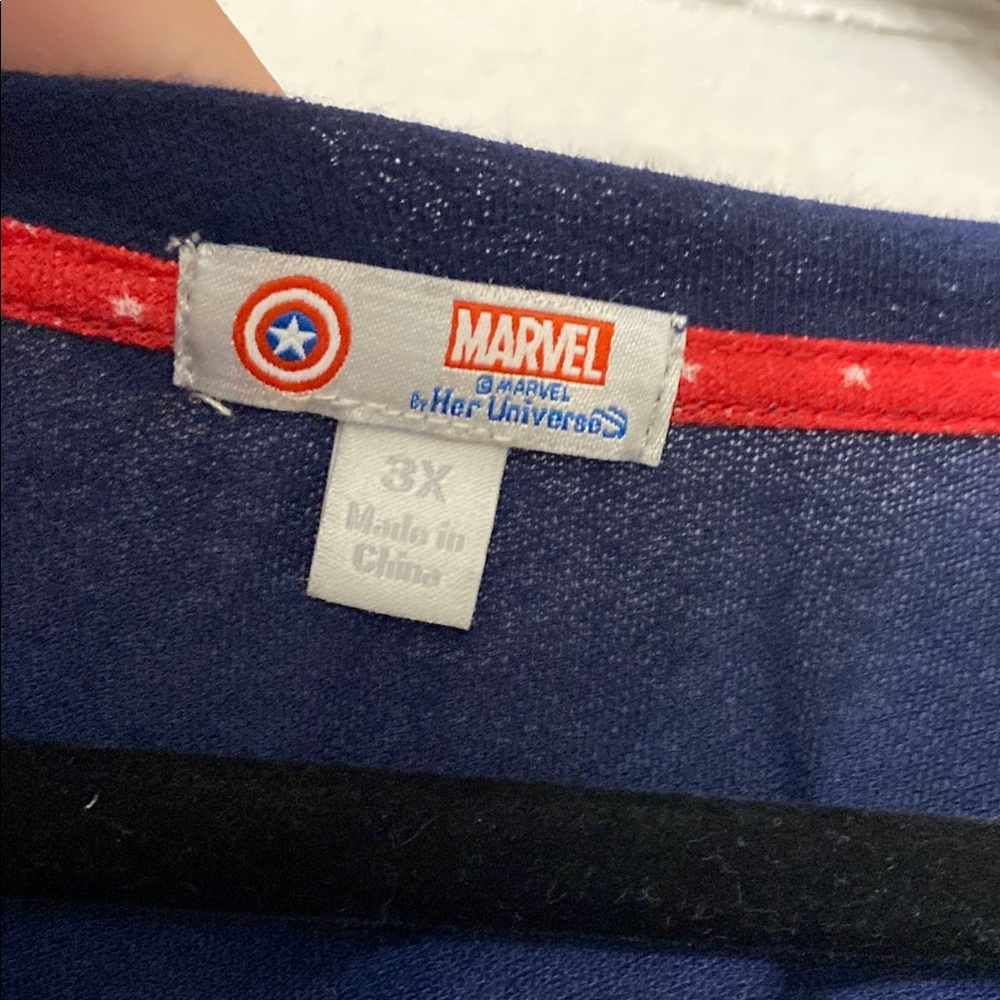 Captain America - Picture 2 of 5